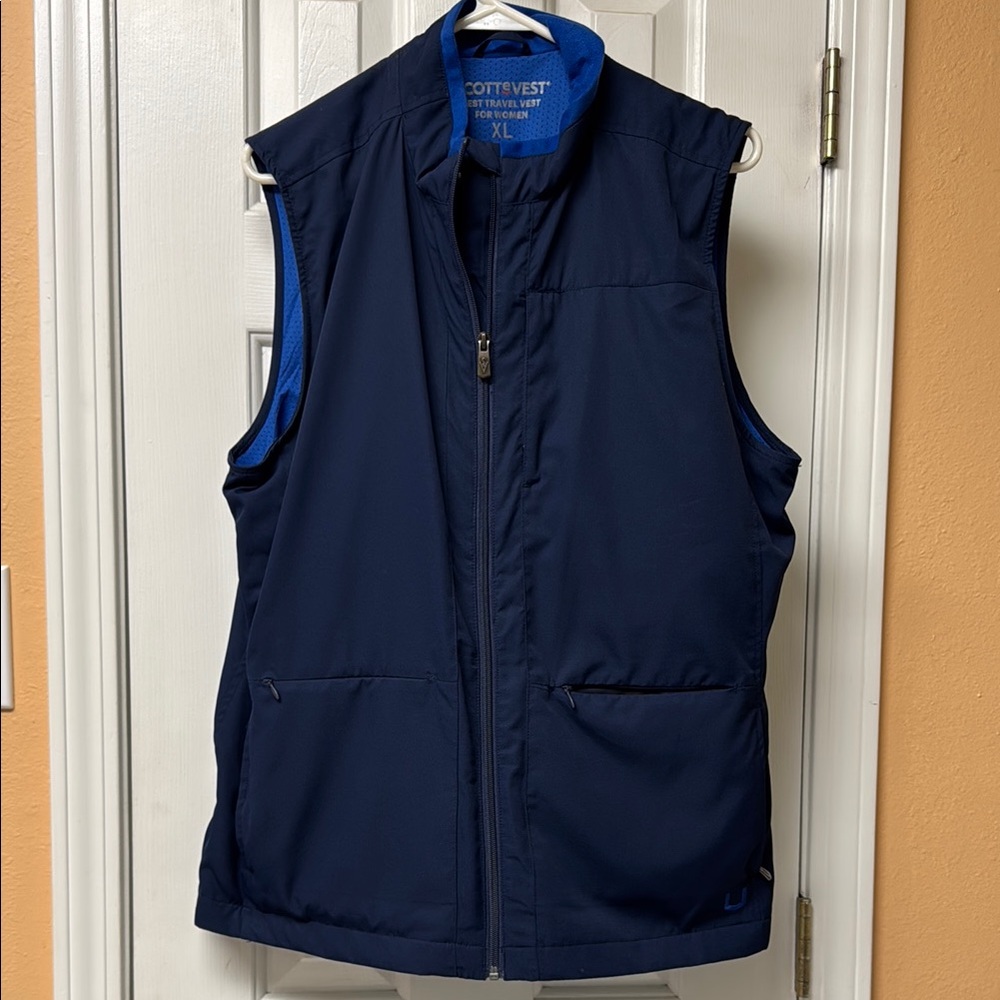 Women's Scottevest Navy Blue Travel Vest with pockets